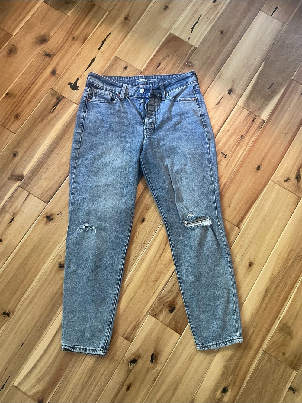Old Navy O.G.  Jeans in Faded blue  with Knee Rips